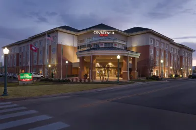 Courtyard Fort Smith Downtown