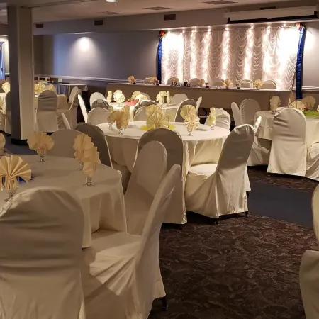 AmericInn by Wyndham Mankato Event Center