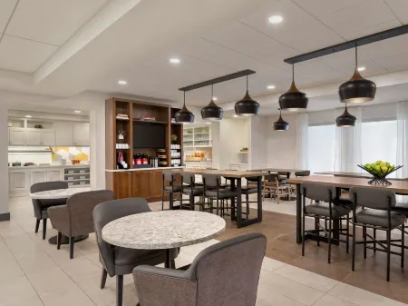 Hyatt Place Tucson Central Отели рядом с достопримечательностью «Университет Аризона»