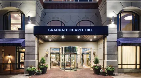 Graduate by Hilton Chapel Hill Отели рядом с достопримечательностью «Университет Северная Каролина в Чапел Хилл»