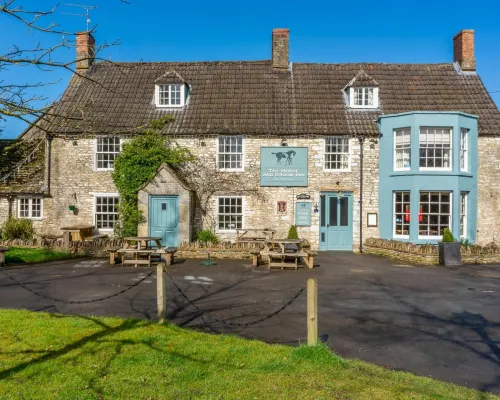 The Horse & Groom Inn Hotels in Malmesbury