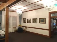 Te Puia Hot Springs Hotel - ที่มีที่จอดรถ