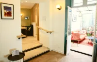 Logis Hôtels- Hôtel Marguerite d'Anjou Angers château - 2-Star