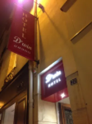 D'win Hotel - Paris Marais Hotels near Notre-Dame Cathedral of Paris