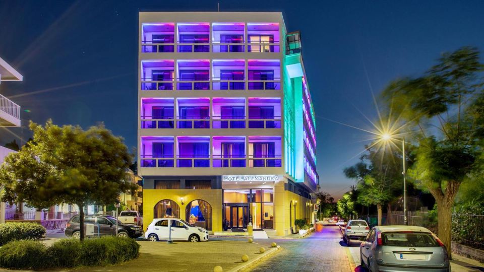 Alexandra Hotel&Apartments