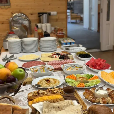 Yeghevnut Hotel