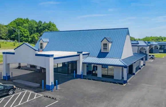 歐文斯伯勒南羅德威酒店