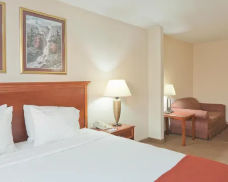 Baymont by Wyndham Portage Indiana Dunes Hotels in Portage