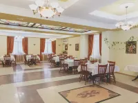 Victoria Palace - breakfast
