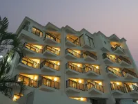 Hotel Y'Rise to Urasoe 우라소에 시 호텔
