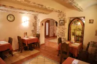 Ekaterininskij Dvor Hotel