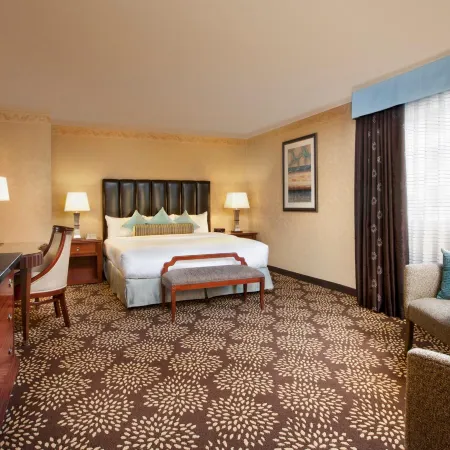 Circus Circus Hotel, Casino & Theme Park Отели рядом с достопримечательностью «Вулкан отеля Mirage»