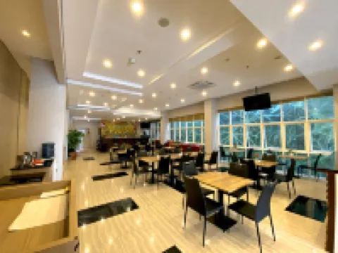 Brothers inn Babarsari