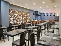 Checkin Urban Nevada Hotel di 