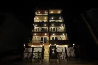 Lime Tree 2 BHK Serviced Apartment Golf Course