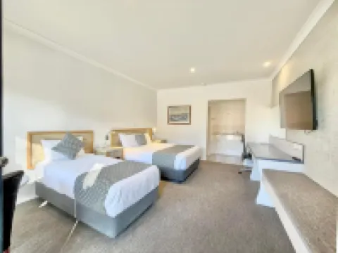 Albury Paddlesteamer Motel Hotels in South Albury