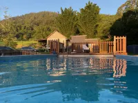 Nimbin Waterfall Retreat Hotels in Lismore