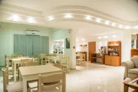 Hiona Holiday Hotel - Morgenmad