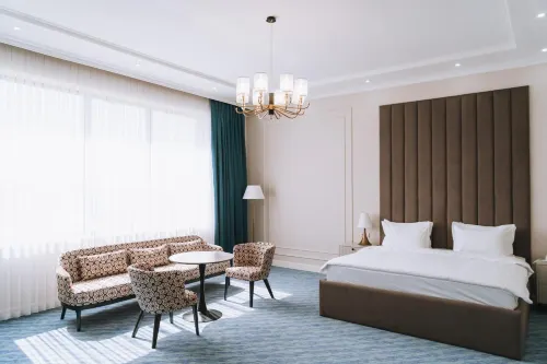 Medina Palace - Yüzme Havuzu