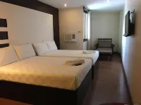 Hotel Maiya - parking