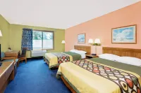 Super 8 by Wyndham Sturgeon Bay