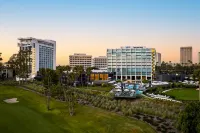 VEA Newport Beach, a Marriott Resort & Spa Отели в г. Ньюпорт-Бич