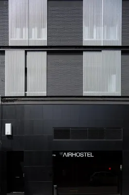 Airhostel Barcelona Airport 24h Отели в г. 
