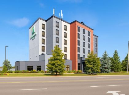 Holiday Inn & Suites Mississauga West - Meadowvale