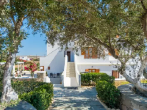 Konstantinos Hotels in Milos