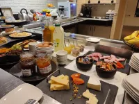Hôtel Inn Design & Restaurant Bourges - breakfast