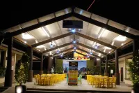 Senta Adventure Camp & Resort Отели в г. Minyak Beku