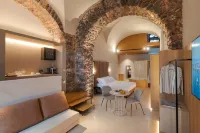 BASTIÒ Private Suites - parking