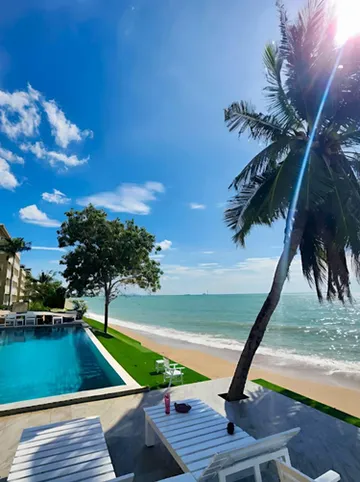 รูปภาพของรอยัลพลา คลิฟฟ์ บีช