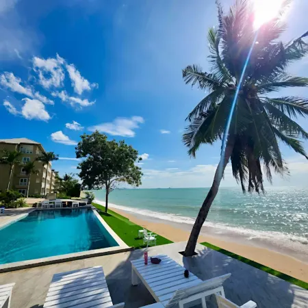 Royal Phala Cliff Beach Resort