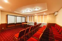 AMAX Park Hotel, Entertainment center "OUT-HALL", Restaurant "Evening Voronezh"