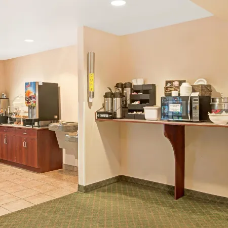 Microtel Inn & Suites by Wyndham Bellevue/Omaha