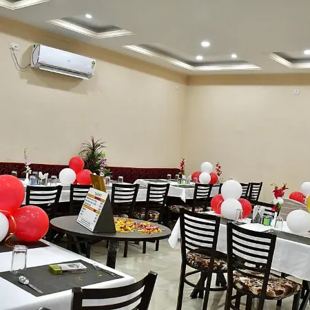 Royal Sujata Inn Hotel - 100 Mtr. from Mahabodhi Temple