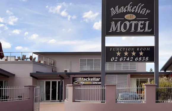 馬克拉爾汽車旅館