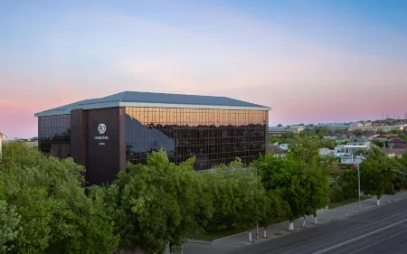 ДаблТри бай Хилтон Шымкент Отели в г. Шымкент