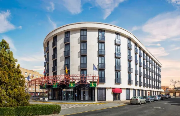 埃克多納卡洛塔酒店