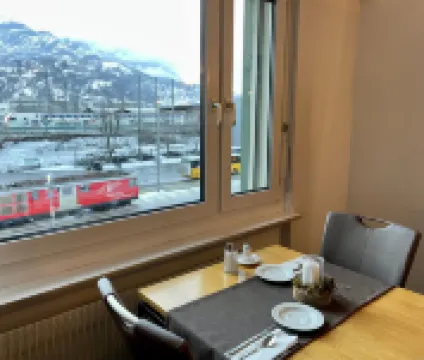 호텔 유럽 가르니