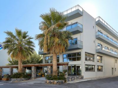 Pollis Hotel