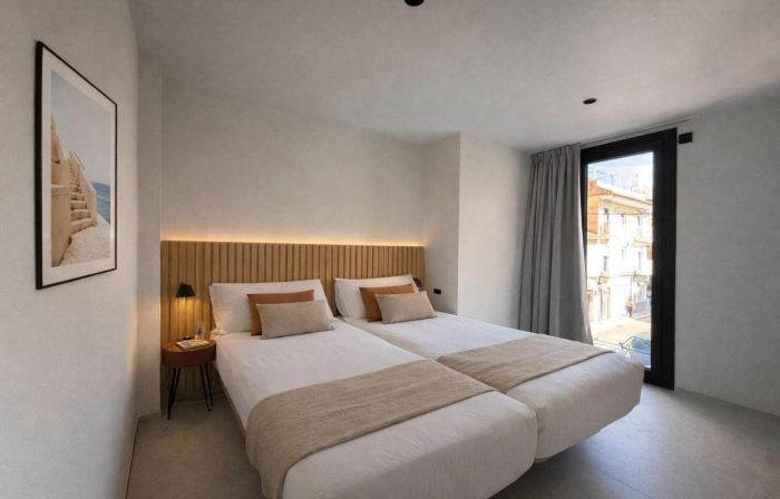 Hugo Beach Hotel