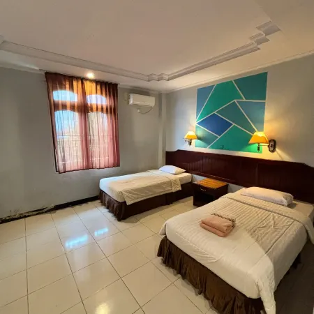 Grand Taufiq Hotel