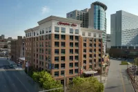 Hampton Inn Baltimore-Downtown-Convention Center Các khách sạn ở Baltimore