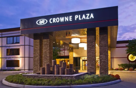 Crowne Plaza 西沙芬莫奧皇冠假日酒店