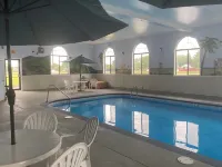Howard Johnson by Wyndham Manteno Hotels in Kankakee County