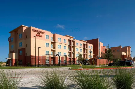 Residence Inn Dallas Plano/The Colony Отели в г. Колони