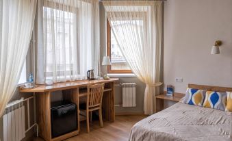 Korabelnaya Hotel