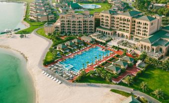 Royal Saray Resort
